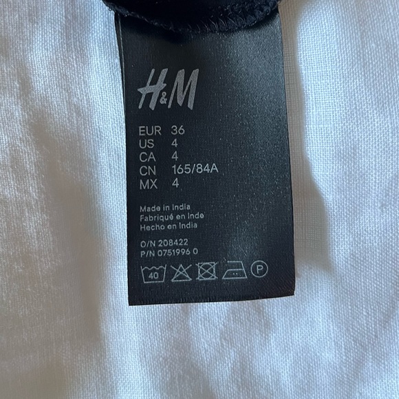 H&M sleeveless top - Picture 4 of 4